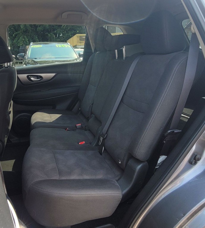 2016 Nissan Rogue Image 10