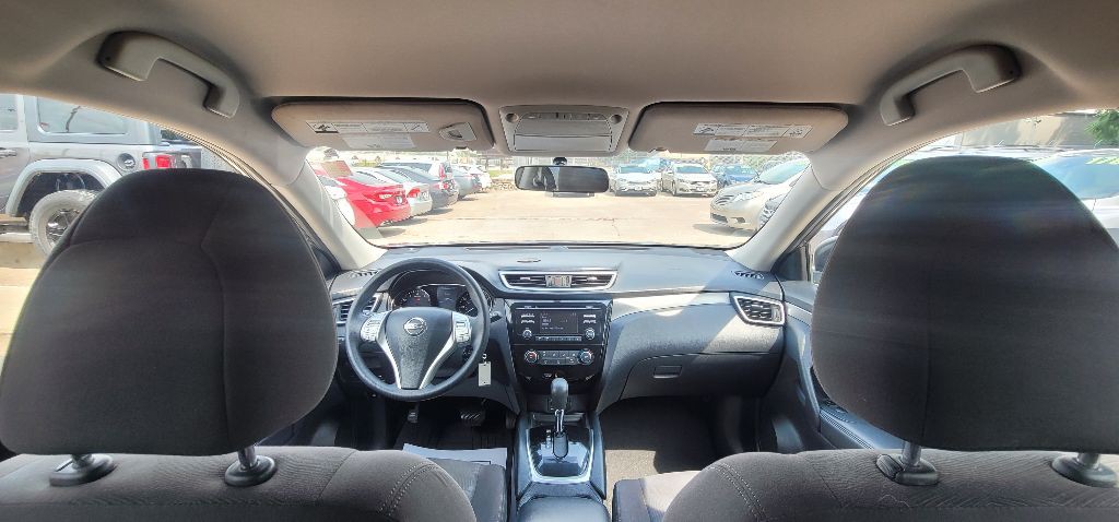 2016 Nissan Rogue Image 13