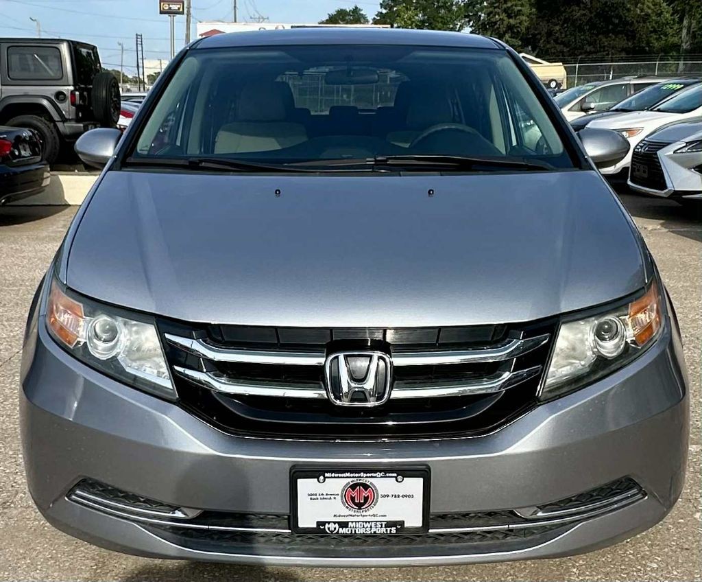 2016 Honda Odyssey Image 2