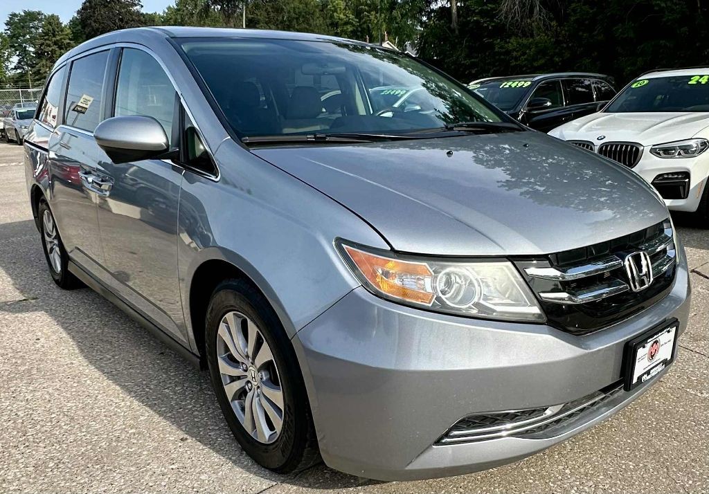 2016 Honda Odyssey Image 3
