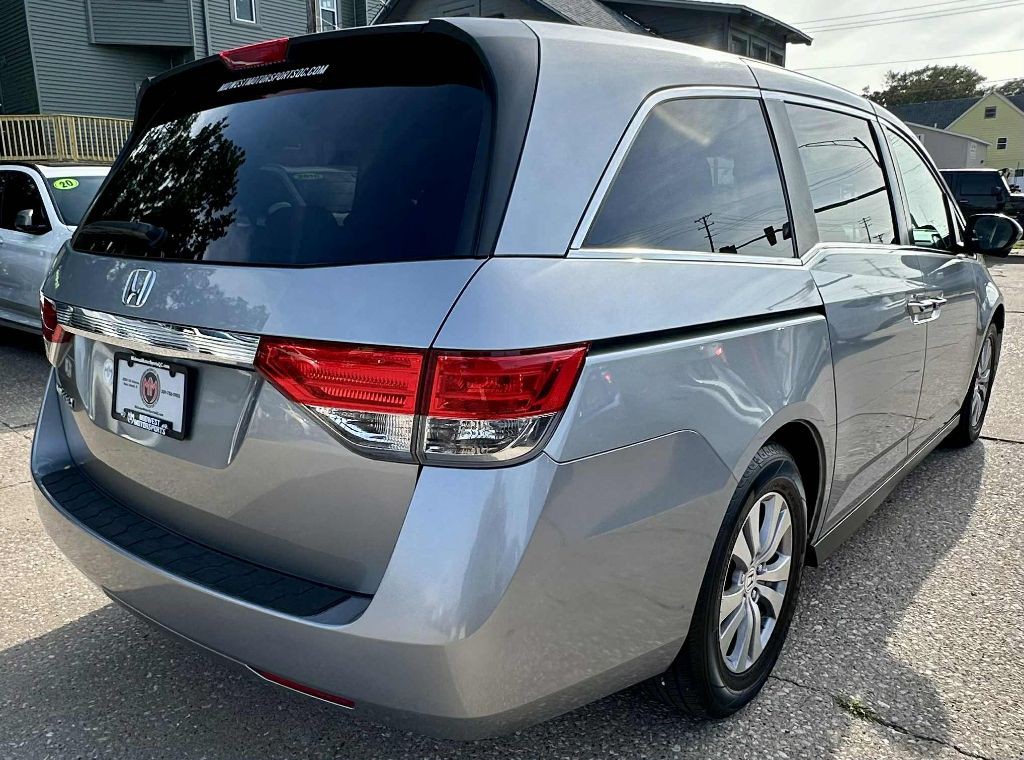 2016 Honda Odyssey Image 4