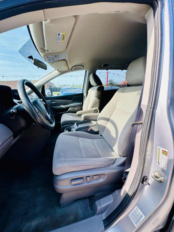 2016 Honda Odyssey Image 9