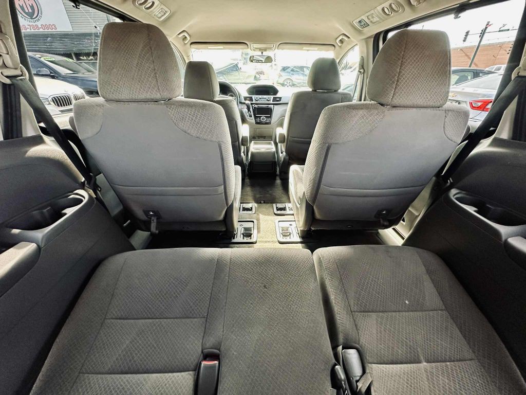 2016 Honda Odyssey Image 12
