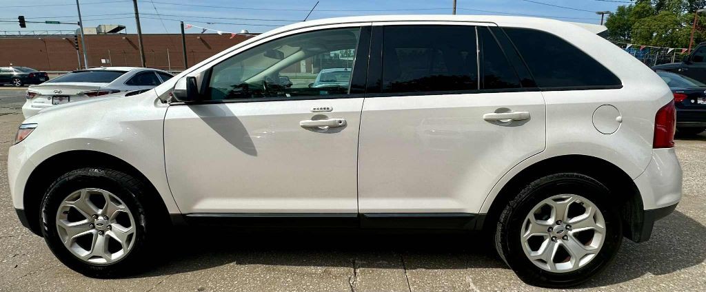 2014 Ford Edge Image 8