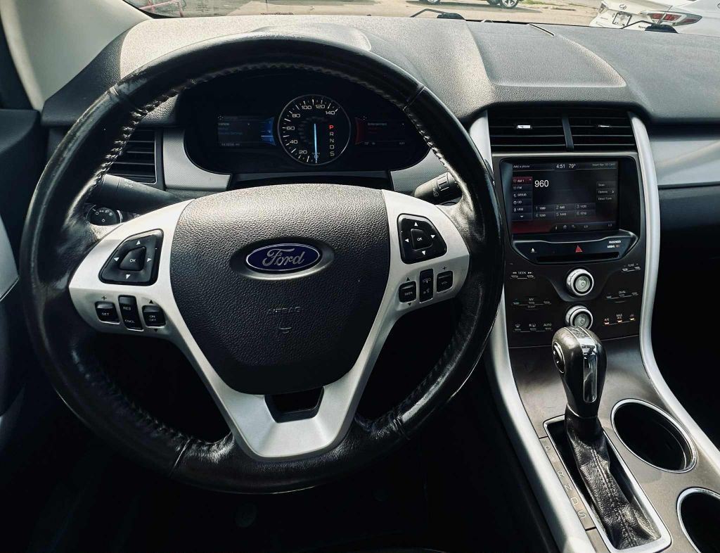 2014 Ford Edge Image 15