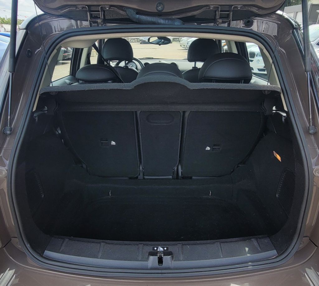 2013 MINI Cooper Image 12