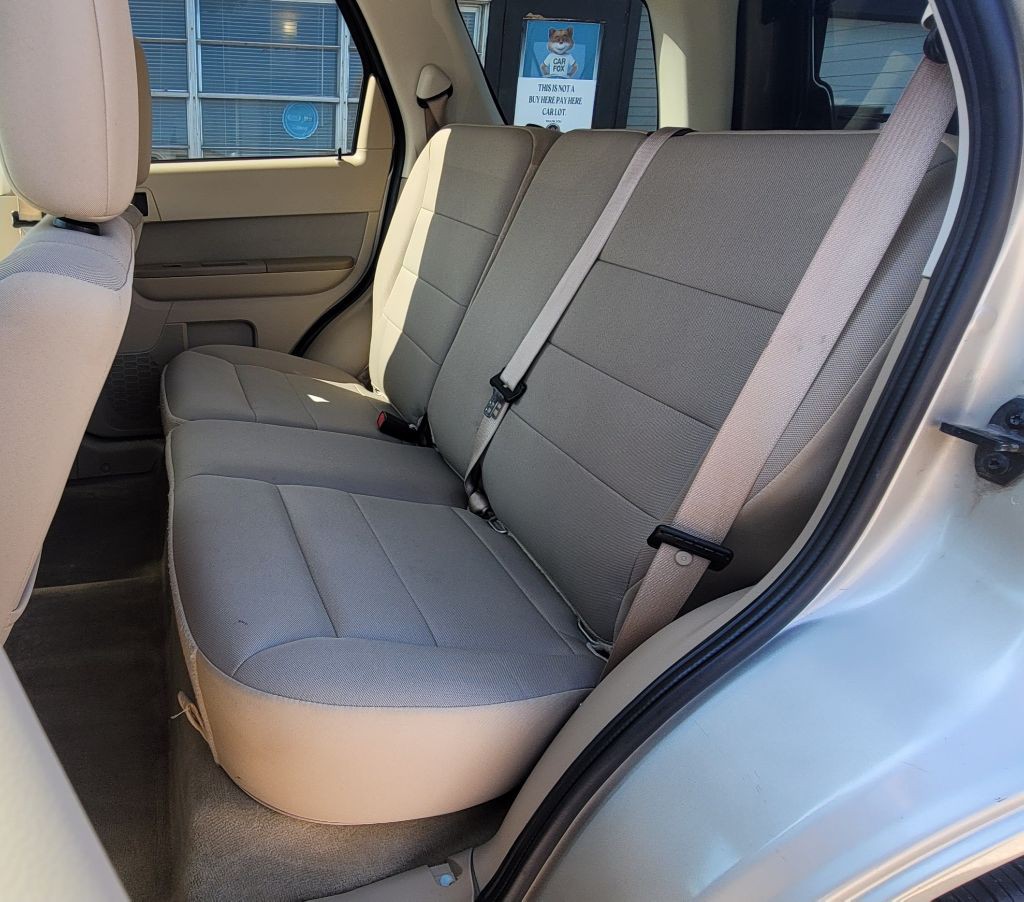 2011 Ford Escape Image 10