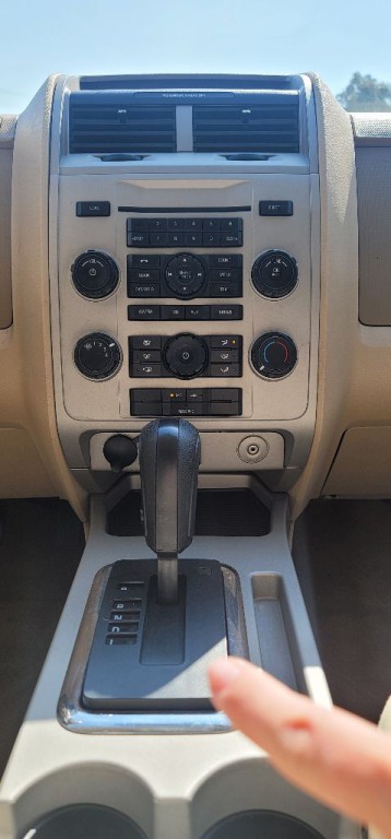 2011 Ford Escape Image 14