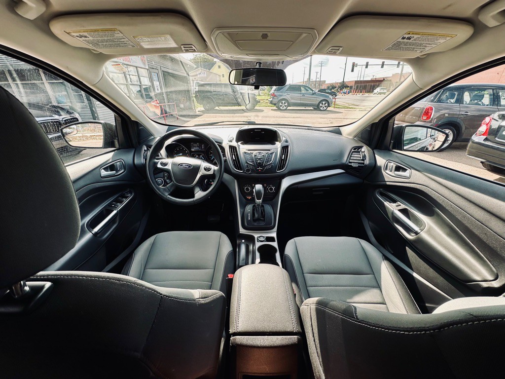 2016 Ford Escape Image 13