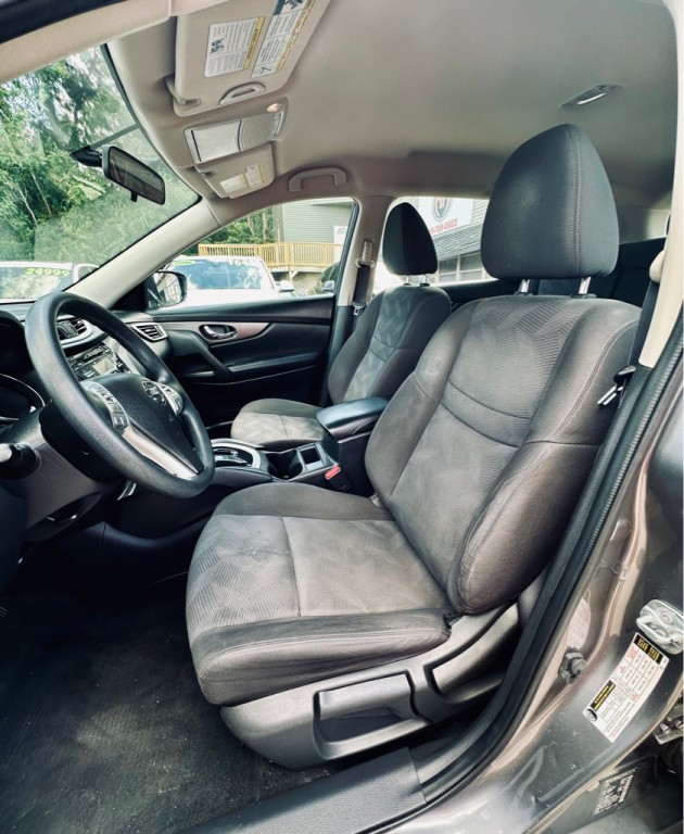 2016 Nissan Rogue Image 9