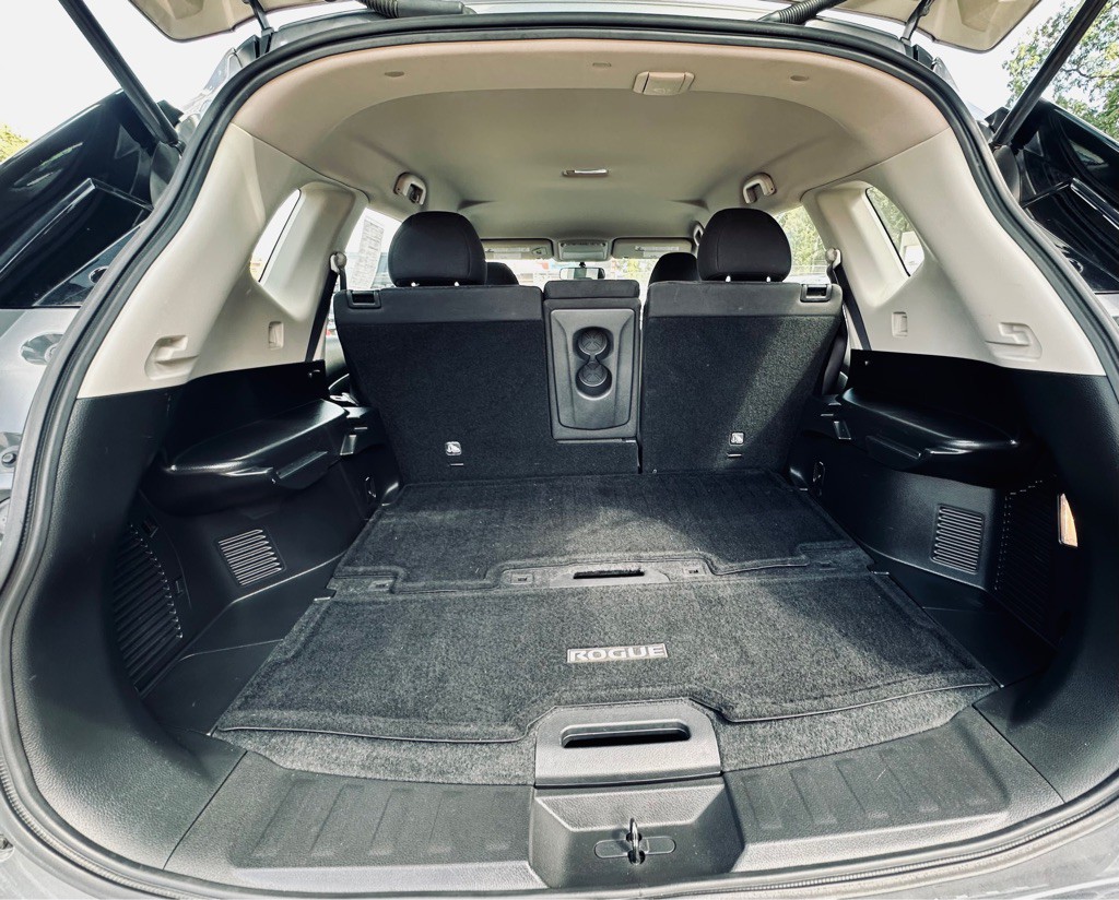 2016 Nissan Rogue Image 11