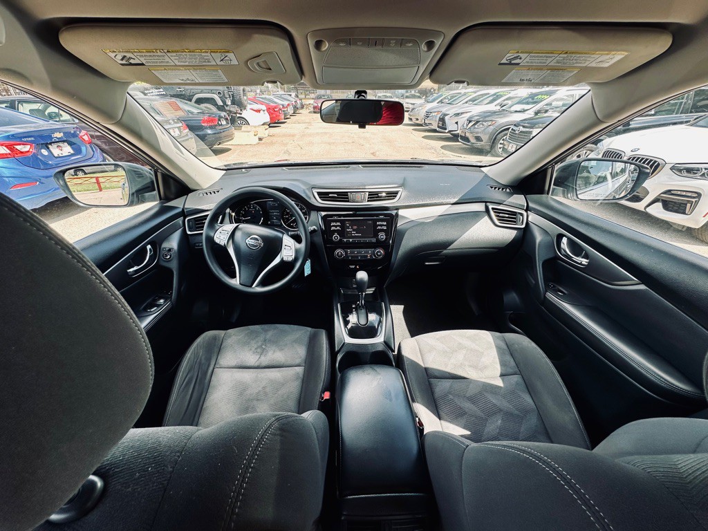 2016 Nissan Rogue Image 13