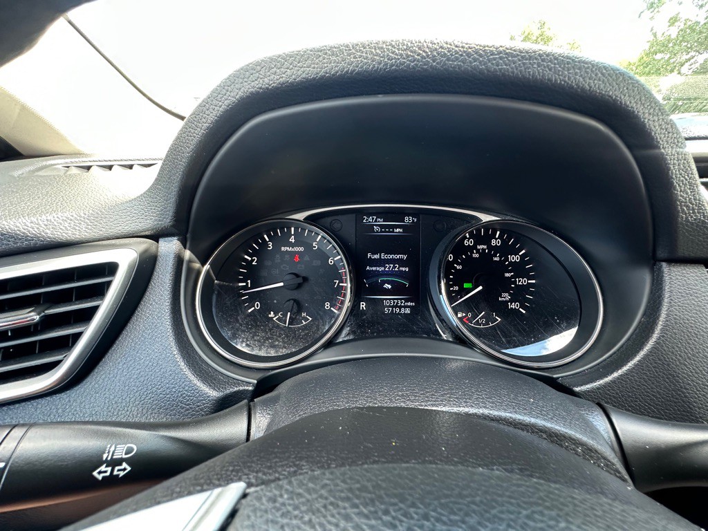2016 Nissan Rogue Image 17