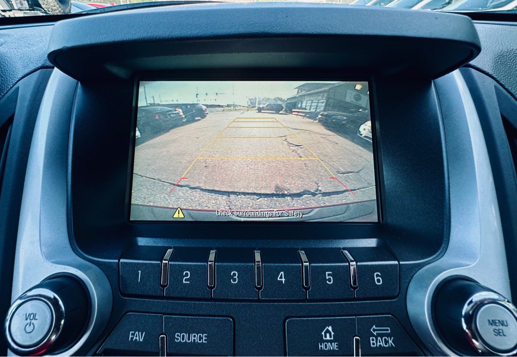 2017 Chevrolet Equinox Image 16