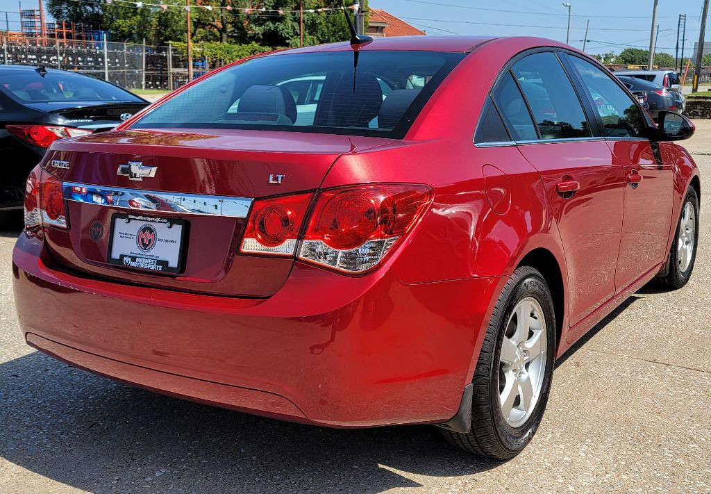 2014 Chevrolet Cruze Image 4