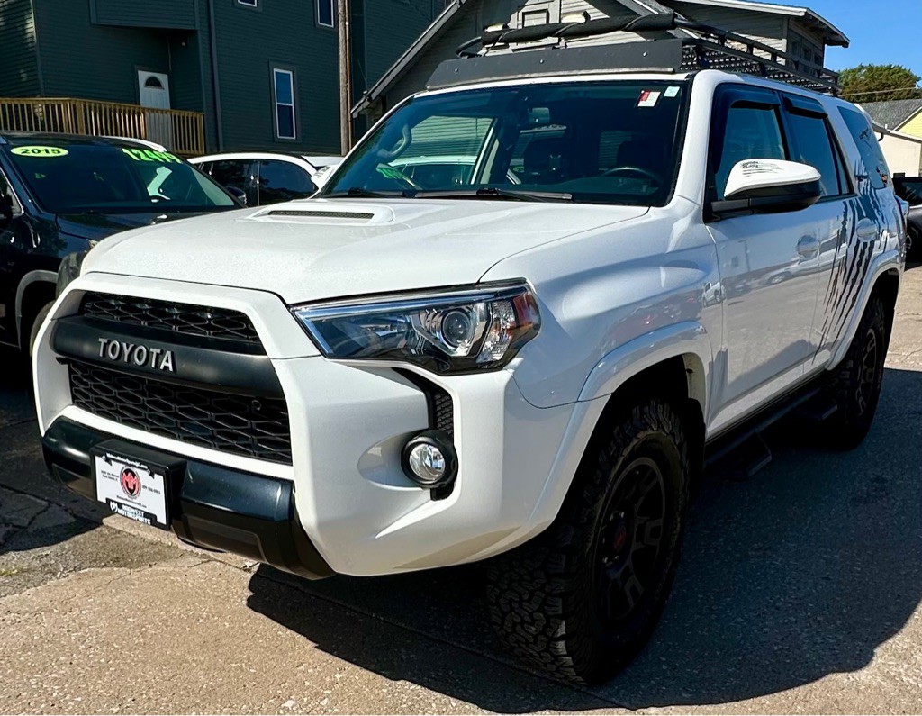 2016 Toyota 4Runner Image 1
