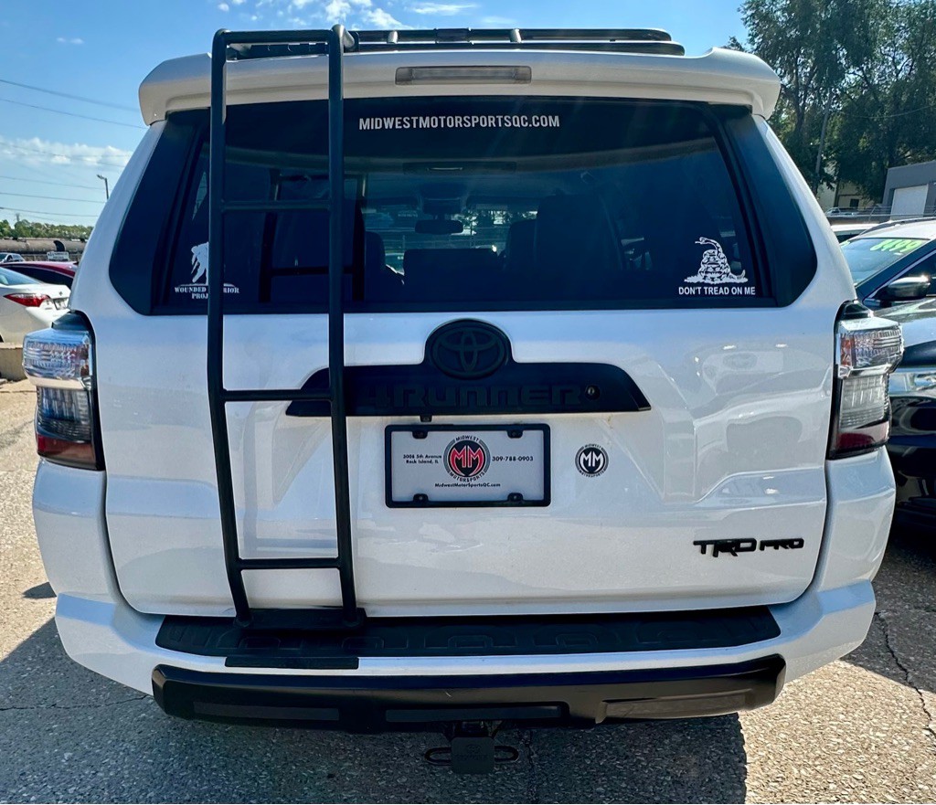 2016 Toyota 4Runner Image 5