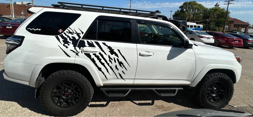 2016 Toyota 4Runner Image 7