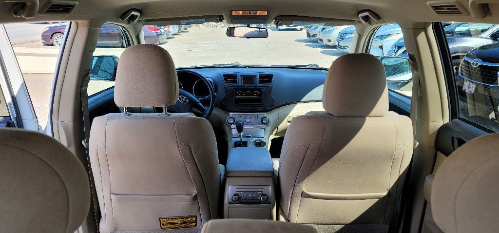 2012 Toyota Highlander Image 14