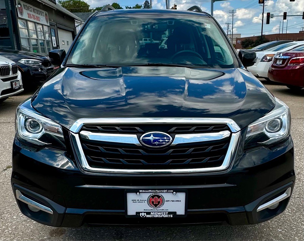 2018 Subaru Forester Image 2