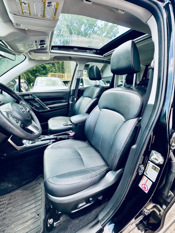 2018 Subaru Forester Image 9