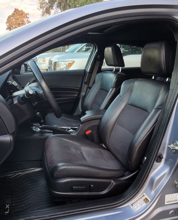 2016 Acura ILX Image 9