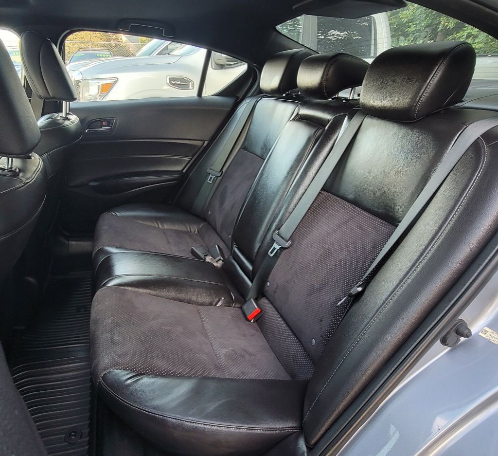 2016 Acura ILX Image 10