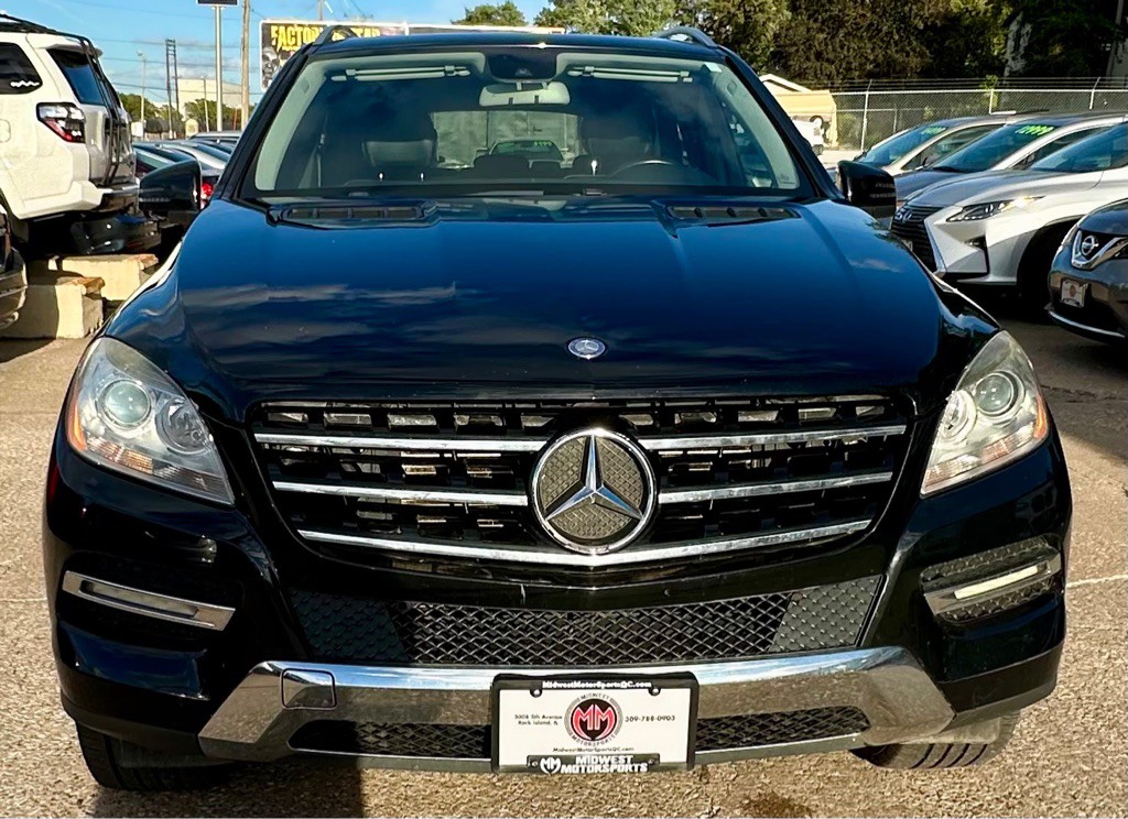 2012 Mercedes-Benz M-Class Image 2