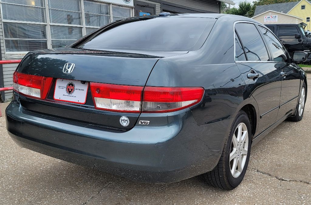 2004 Honda Accord Image 4