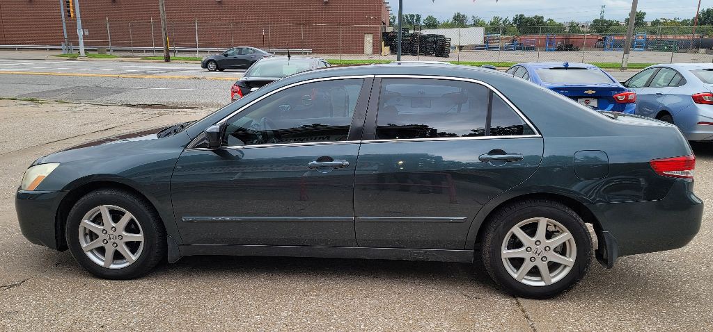 2004 Honda Accord Image 8