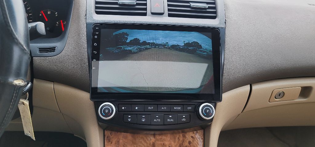 2004 Honda Accord Image 16