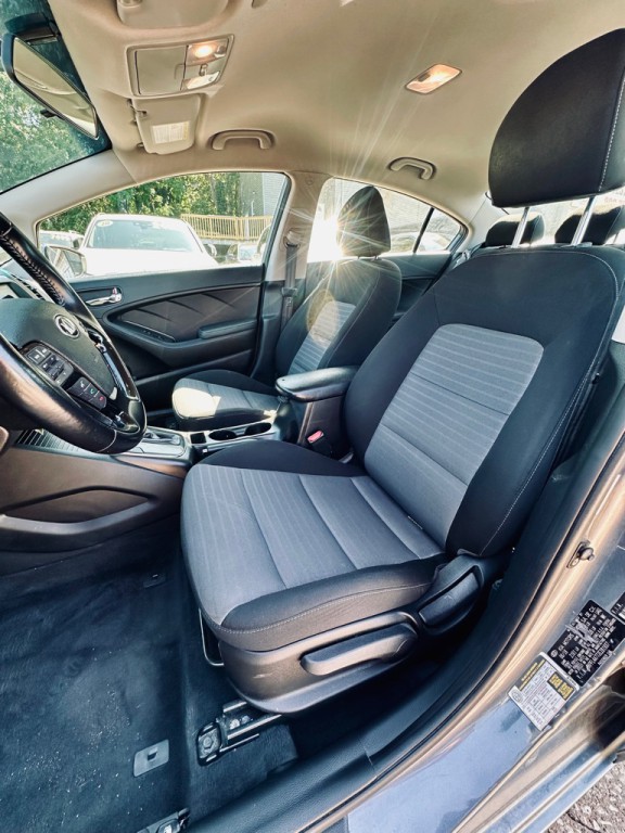 2018 Kia Forte Image 9