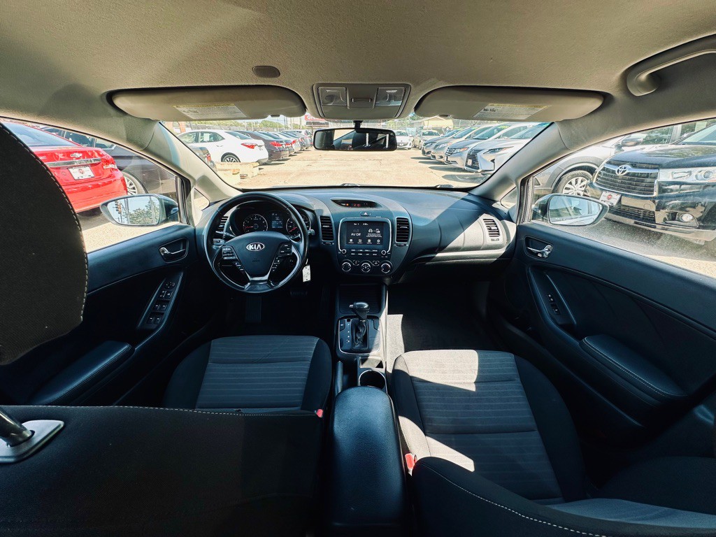 2018 Kia Forte Image 11