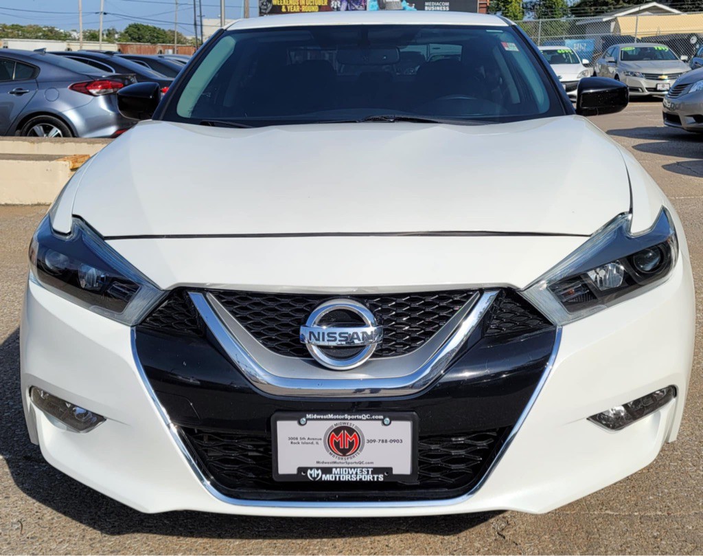 2016 Nissan Maxima Image 2