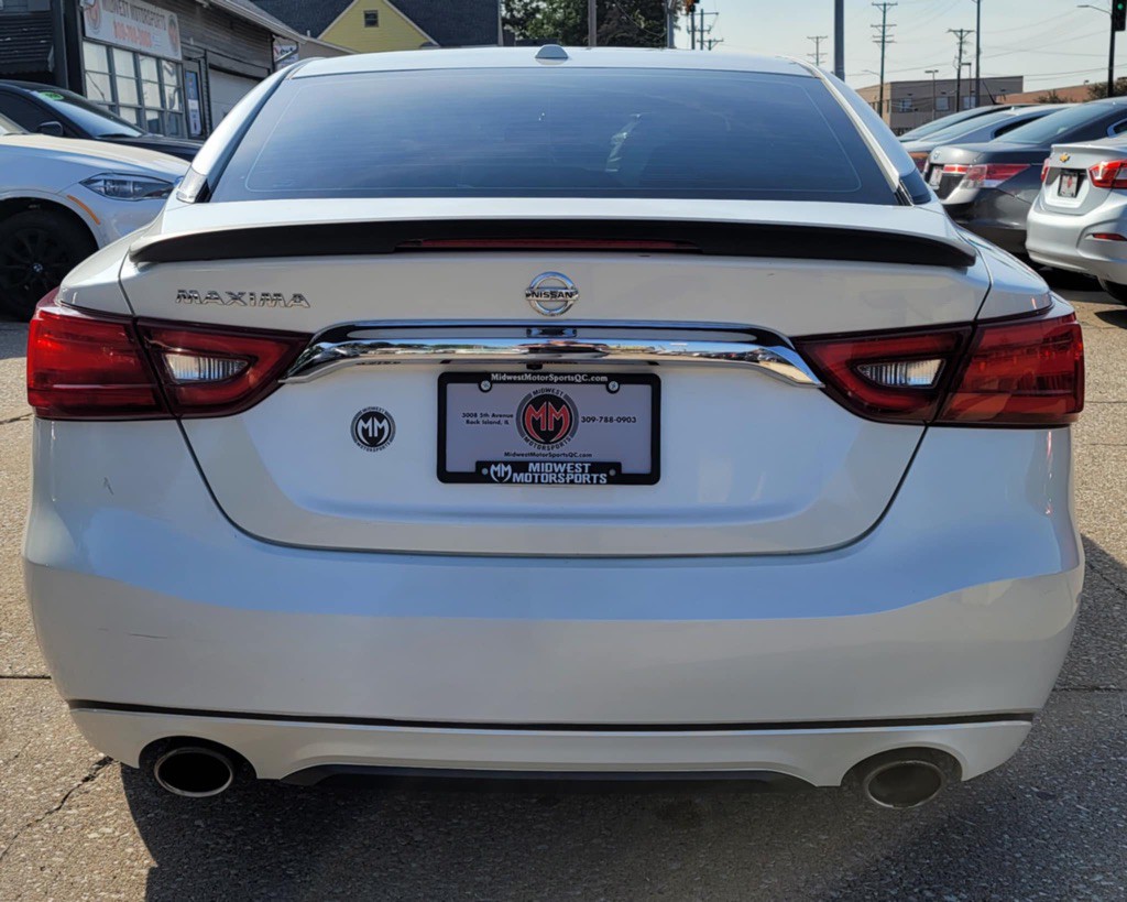 2016 Nissan Maxima Image 5