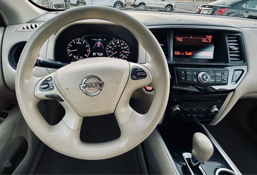 2013 Nissan Pathfinder Image 14