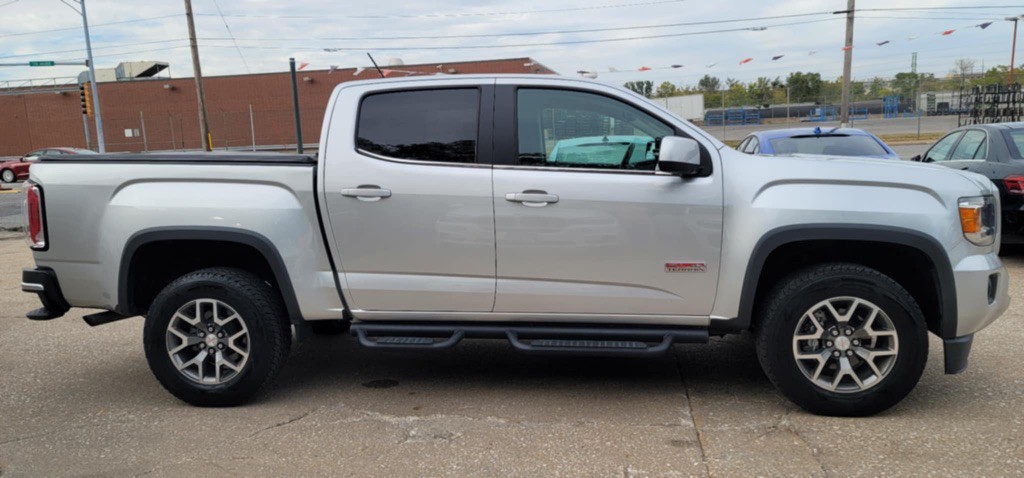 2016 GMC Canyon Image 8