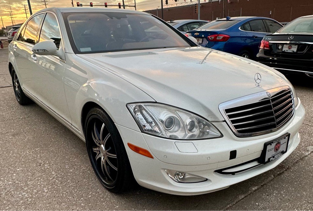 2008 Mercedes-Benz S-Class Image 3