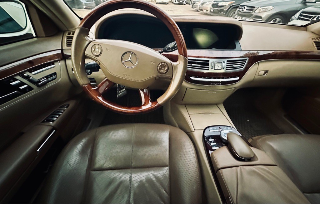 2008 Mercedes-Benz S-Class Image 13