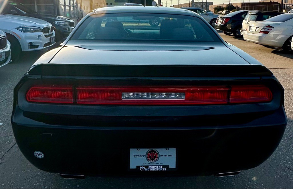 2012 Dodge Challenger Image 5