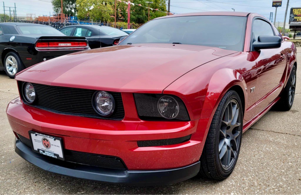 2005 Ford Mustang Image 1