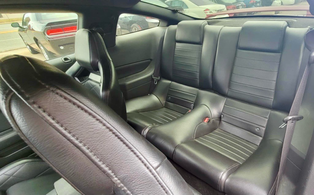 2005 Ford Mustang Image 10