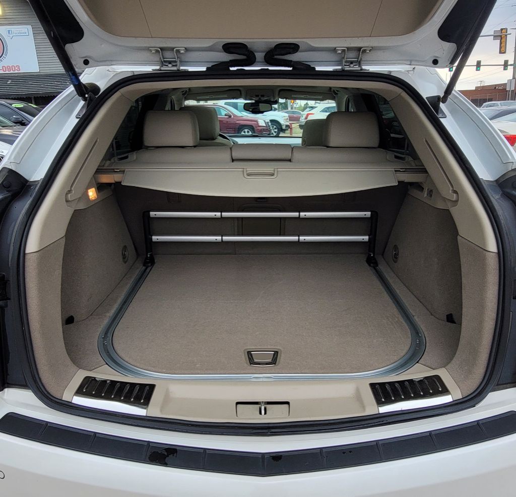 2013 Cadillac SRX Image 12