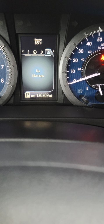 2015 Toyota Sienna Image 16