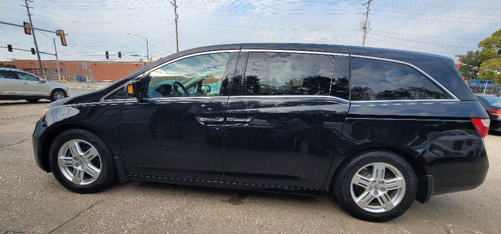 2012 Honda Odyssey Image 8