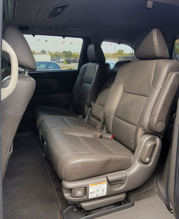 2012 Honda Odyssey Image 10