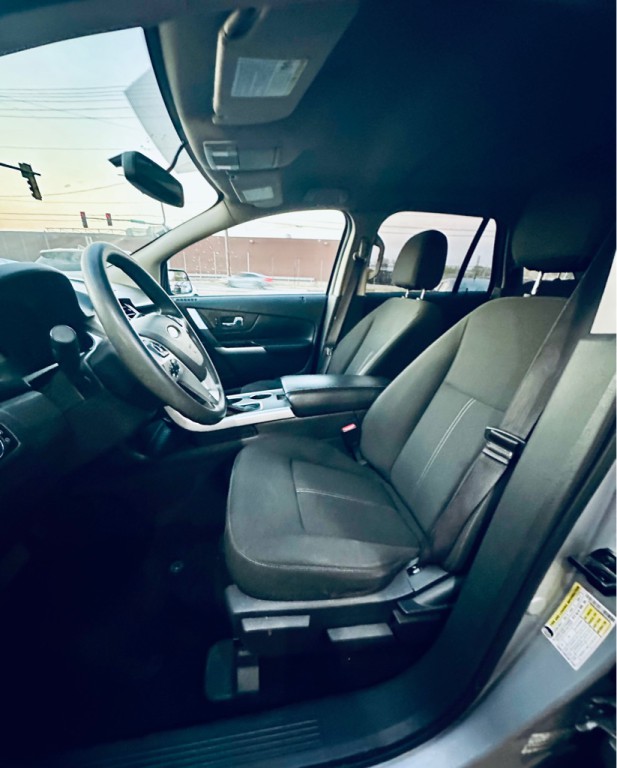 2013 Ford Edge Image 9