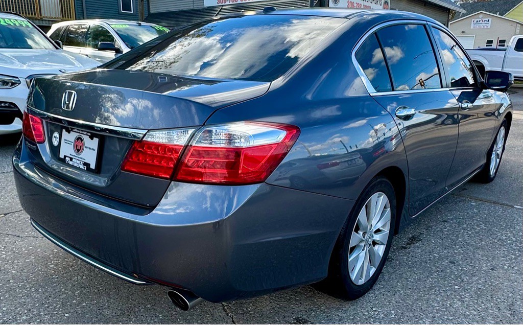 2015 Honda Accord Image 4