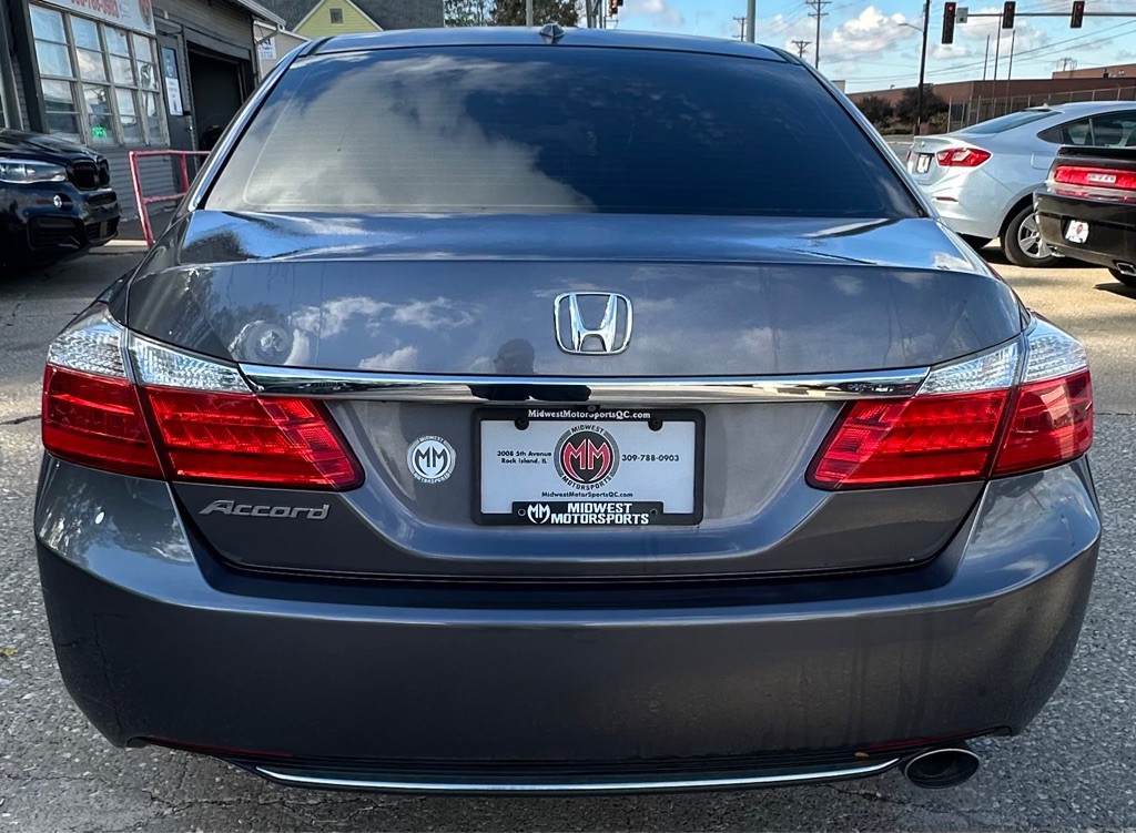 2015 Honda Accord Image 5