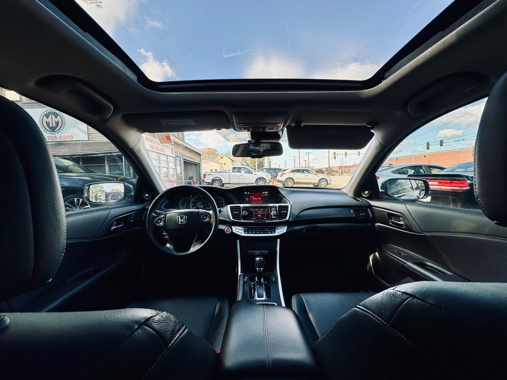 2015 Honda Accord Image 10